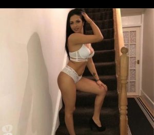 Joely escorts in Mint Hill